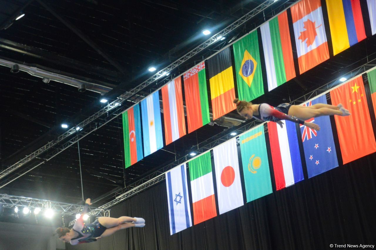 Bakıda Batut Gimnastikası və Tamblinq üzrə 35-ci Dünya Çempionatının ikinci günü start götürüb (FOTO)