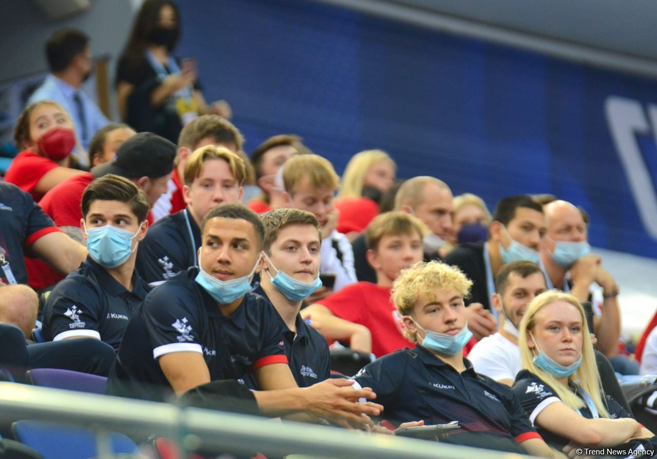 Batut Gimnastikası və Tamblinq üzrə Dünya Çempionatında finallar başlayıb (FOTO)