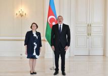 Prezident İlham Əliyev Finlandiyanın ölkəmizdə yeni təyin olunmuş səfirinin etimadnaməsini qəbul edib (YENİLƏNİB) (FOTO/VİDEO)