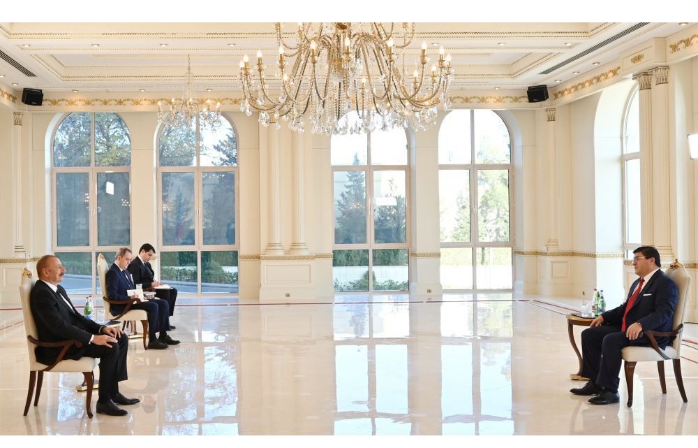 Prezident İlham Əliyev Çilinin ölkəmizdə yeni təyin olunmuş səfirinin etimadnaməsini qəbul edib (FOTO/VİDEO) (YENİLƏNİB)