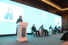 Nizami Gəncəvi Beynəlxalq Forumu işə başlayıb (FOTO)