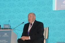 Nizami Gəncəvi Beynəlxalq Forumu işə başlayıb (FOTO)