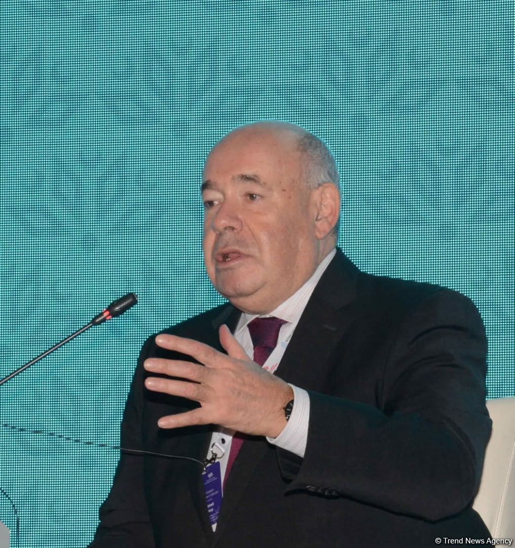 Nizami Gəncəvi Beynəlxalq Forumu işə başlayıb (FOTO)