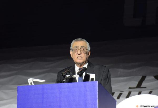 Bakıda 28-ci Dünya Yarışlarının yüksək səviyyədə təşkili üçün Azərbaycan Gimnastika Federasiyasının prezidenti Mehriban Əliyevaya dərin təşəkkürümü bildirirəm - Çingiz Hüseynzadə
