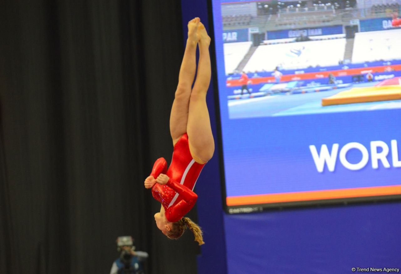 Bakıda Batut Gimnastikası üzrə 28-ci Dünya Yaş Qrupları Yarışları start götürüb (FOTO)