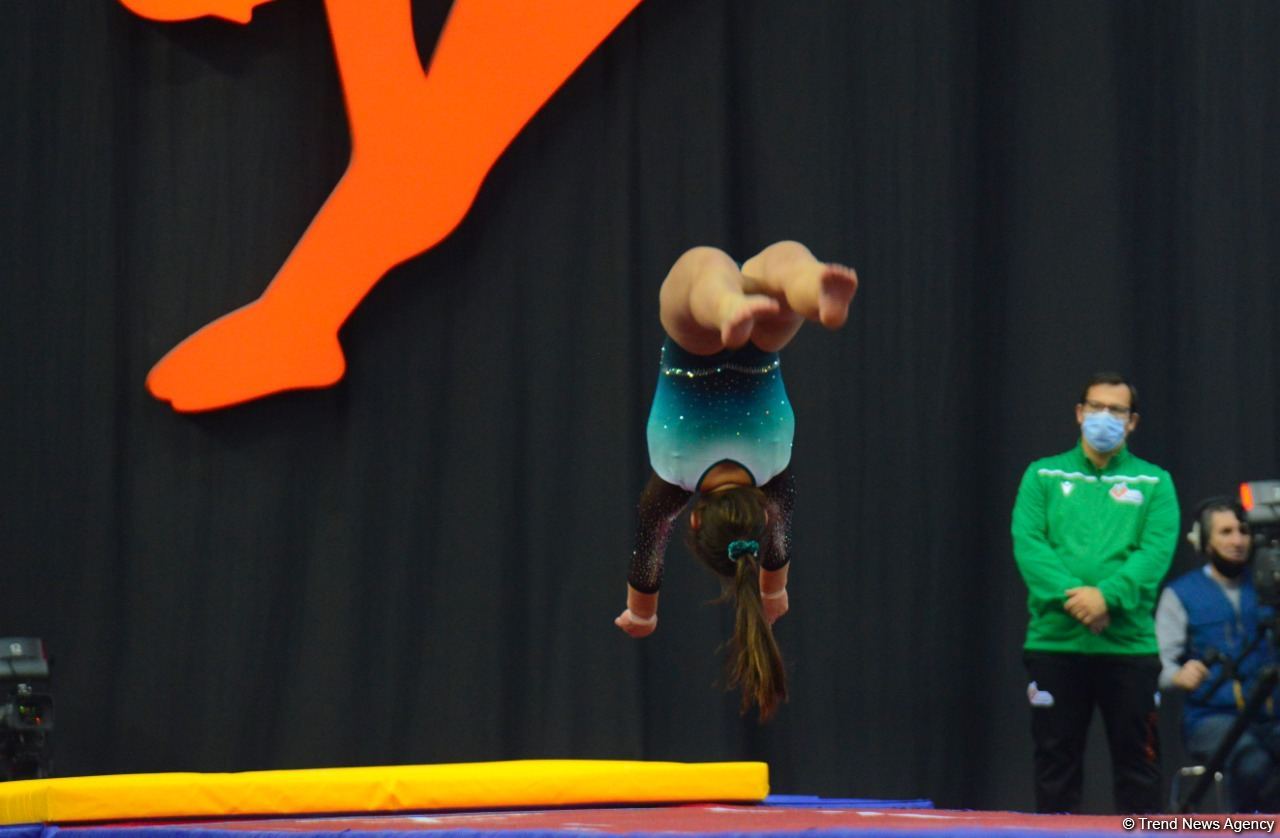 Bakıda Batut Gimnastikası üzrə 28-ci Dünya Yaş Qrupları Yarışları start götürüb (FOTO)