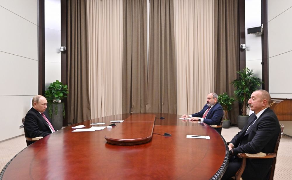 Soçidə Vladimir Putin, Prezident İlham Əliyev və Nikol Paşinyan arasında üçtərəfli görüş keçirilib (FOTO/VİDEO) (YENİLƏNİB)