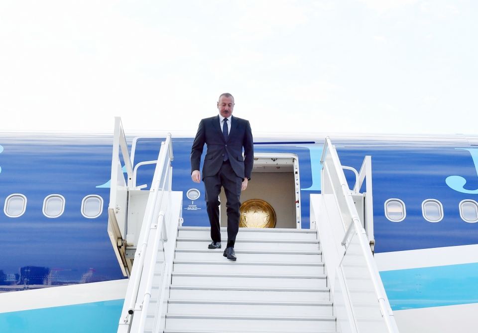 Prezident İlham Əliyev Soçi şəhərinə işgüzar səfərə gəlib (FOTO/VİDEO)
