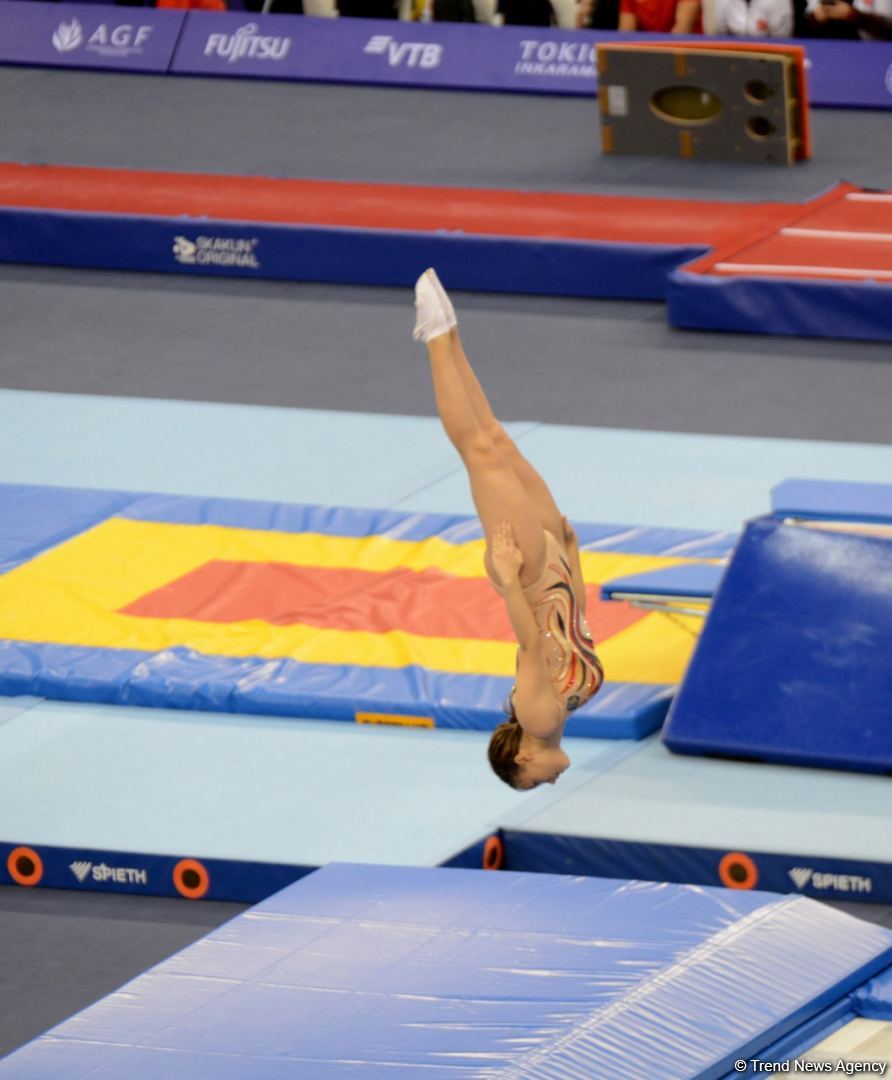 Bakıda Batut Gimnastikası üzrə 28-ci Dünya Yaş Qrupları Yarışlarının ikinci günü start götürüb (FOTO)