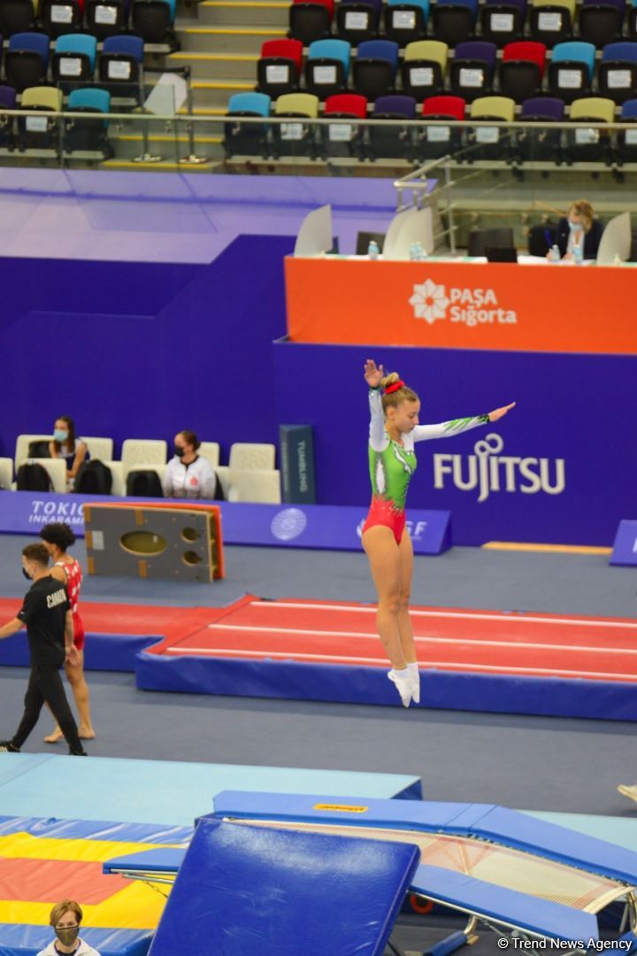 Bakıda Batut Gimnastikası üzrə 28-ci Dünya Yaş Qrupları Yarışlarının ikinci günü start götürüb (FOTO)