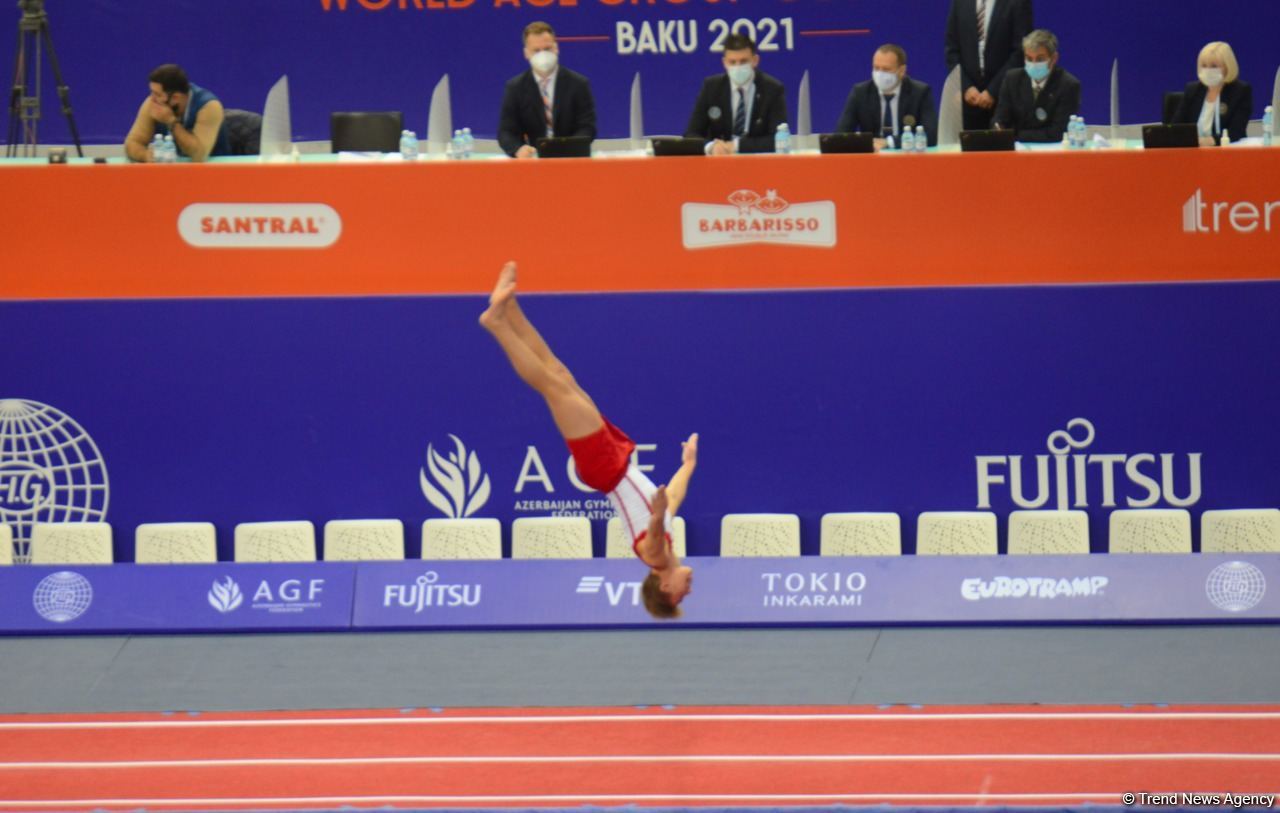 Bakıda Batut Gimnastikası üzrə 28-ci Dünya Yaş Qrupları Yarışlarının ikinci günü start götürüb (FOTO)