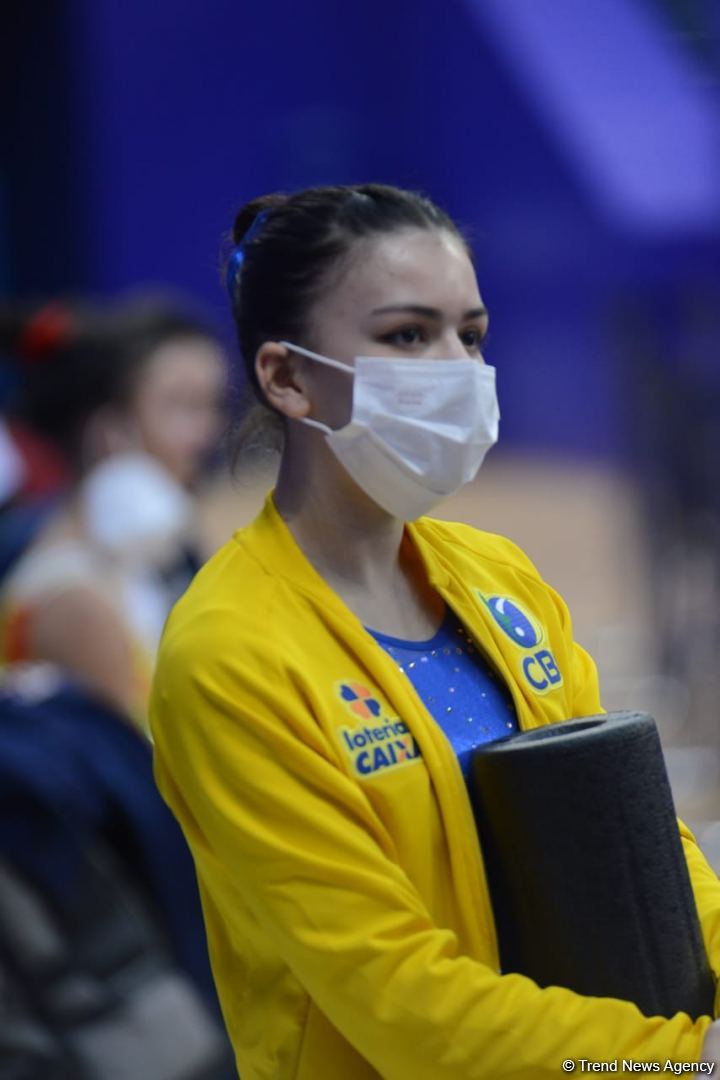 Milli Gimnastika Arenasında Batut Gimnastikası üzrə Dünya Yaş Qrupları Yarışları davam edir (FOTO)