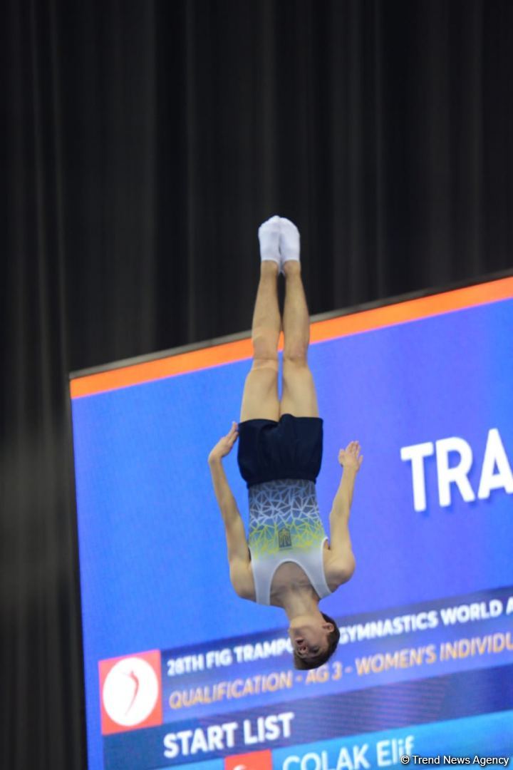 Milli Gimnastika Arenasında Batut Gimnastikası üzrə Dünya Yaş Qrupları Yarışları davam edir (FOTO)