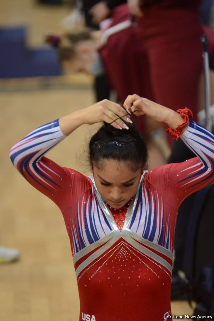 Milli Gimnastika Arenasında Batut Gimnastikası üzrə Dünya Yaş Qrupları Yarışları davam edir (FOTO)