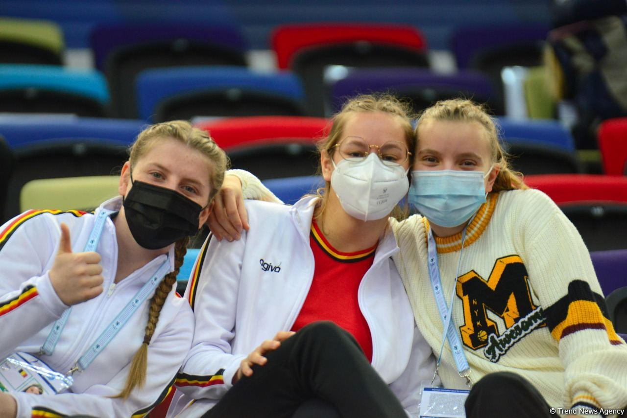 Bakıda Batut Gimnastikası üzrə 28-ci Dünya Yaş Qrupları Yarışlarının ikinci günü start götürüb (FOTO)
