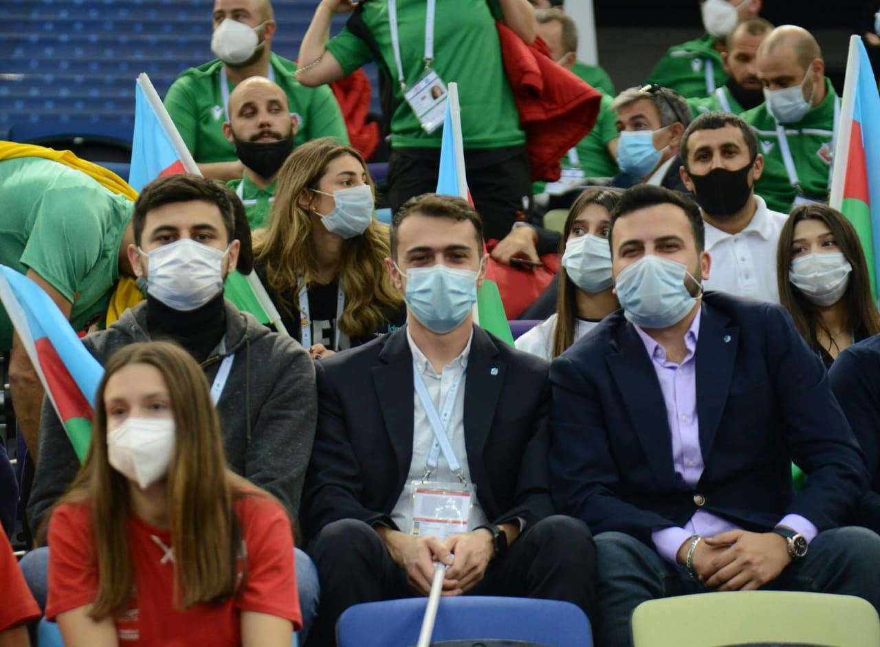 Bakıda batut gimnastikası və tamblinq üzrə Dünya Yaş Qrupları yarışlarının üçüncü gününün ən gözəl anları (FOTO)