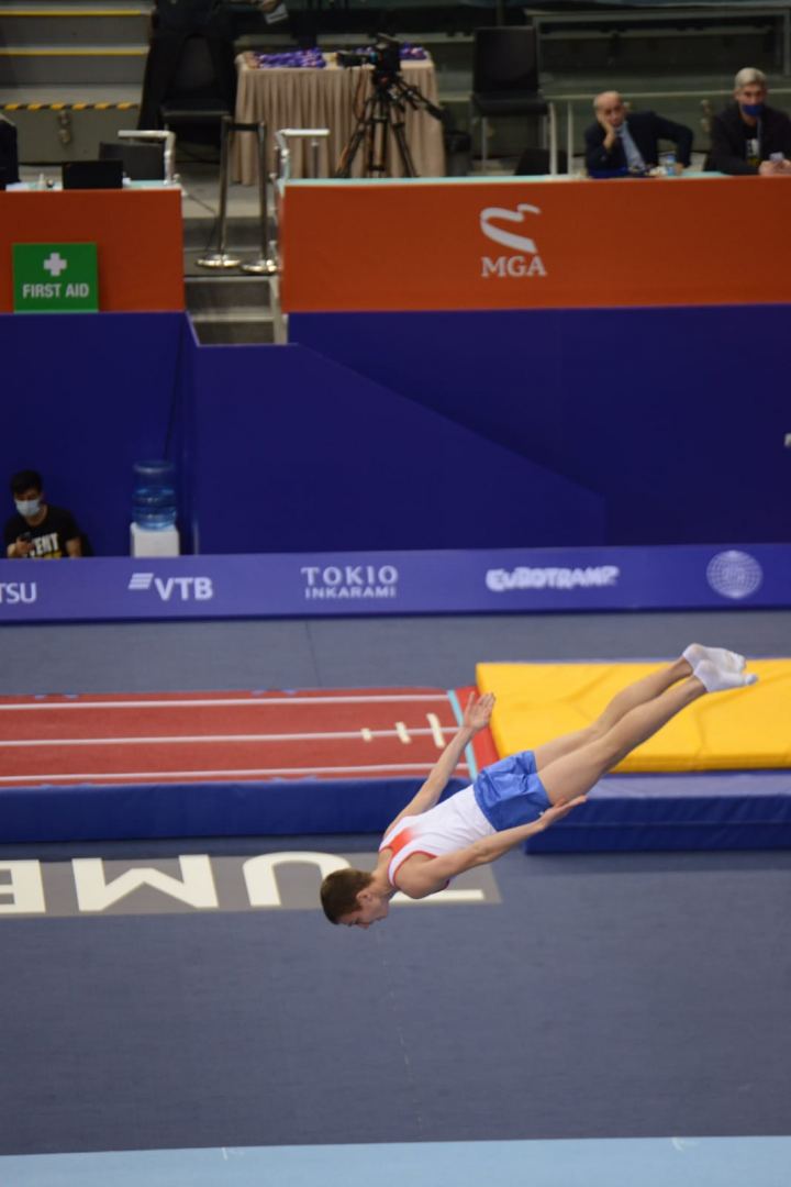 Bakıda batut gimnastikası və tamblinq üzrə Dünya Yaş Qrupları yarışlarının üçüncü gününün ən gözəl anları (FOTO)