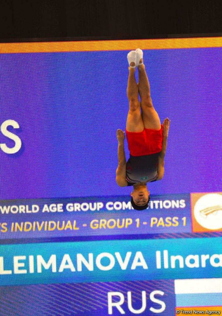 Milli Gimnastika Arenasında Batut Gimnastikası üzrə Dünya Yaş Qrupları Yarışları davam edir (FOTO)
