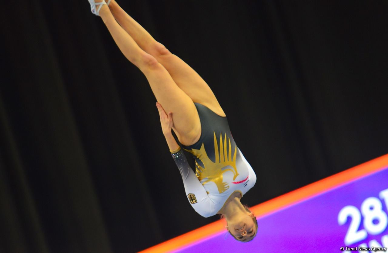 Milli Gimnastika Arenasında Batut Gimnastikası üzrə Dünya Yaş Qrupları Yarışları davam edir (FOTO)