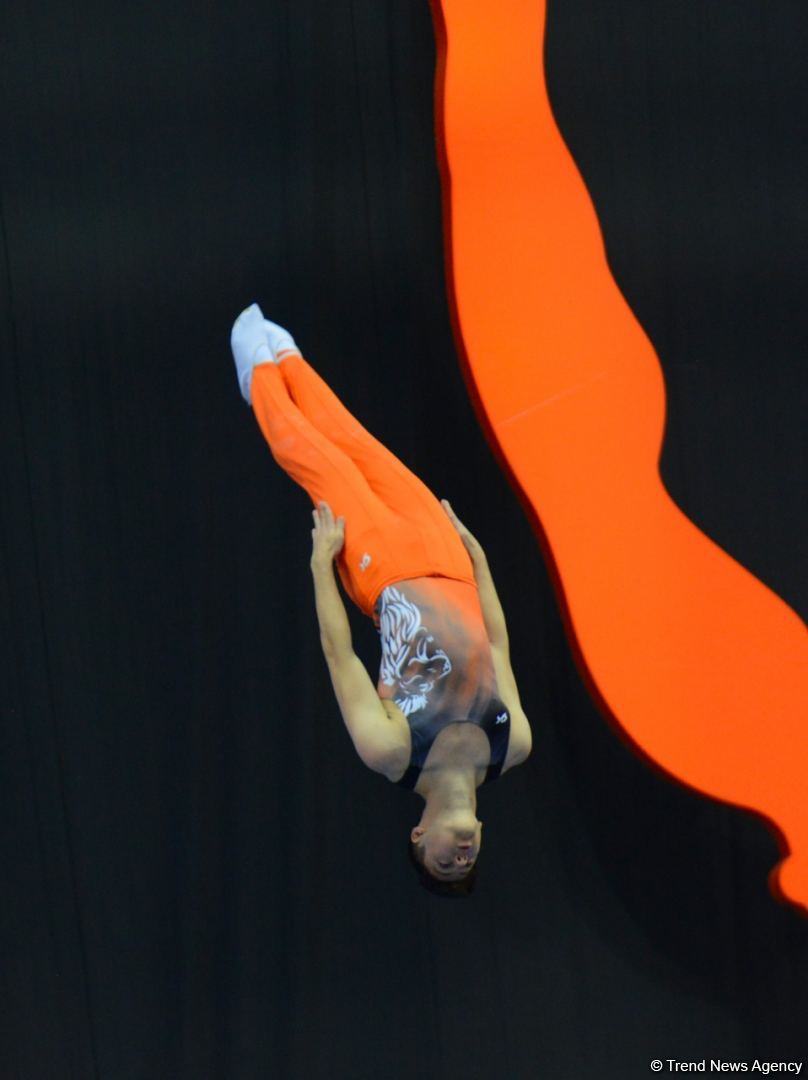 Milli Gimnastika Arenasında Batut Gimnastikası üzrə Dünya Yaş Qrupları Yarışları davam edir (FOTO)