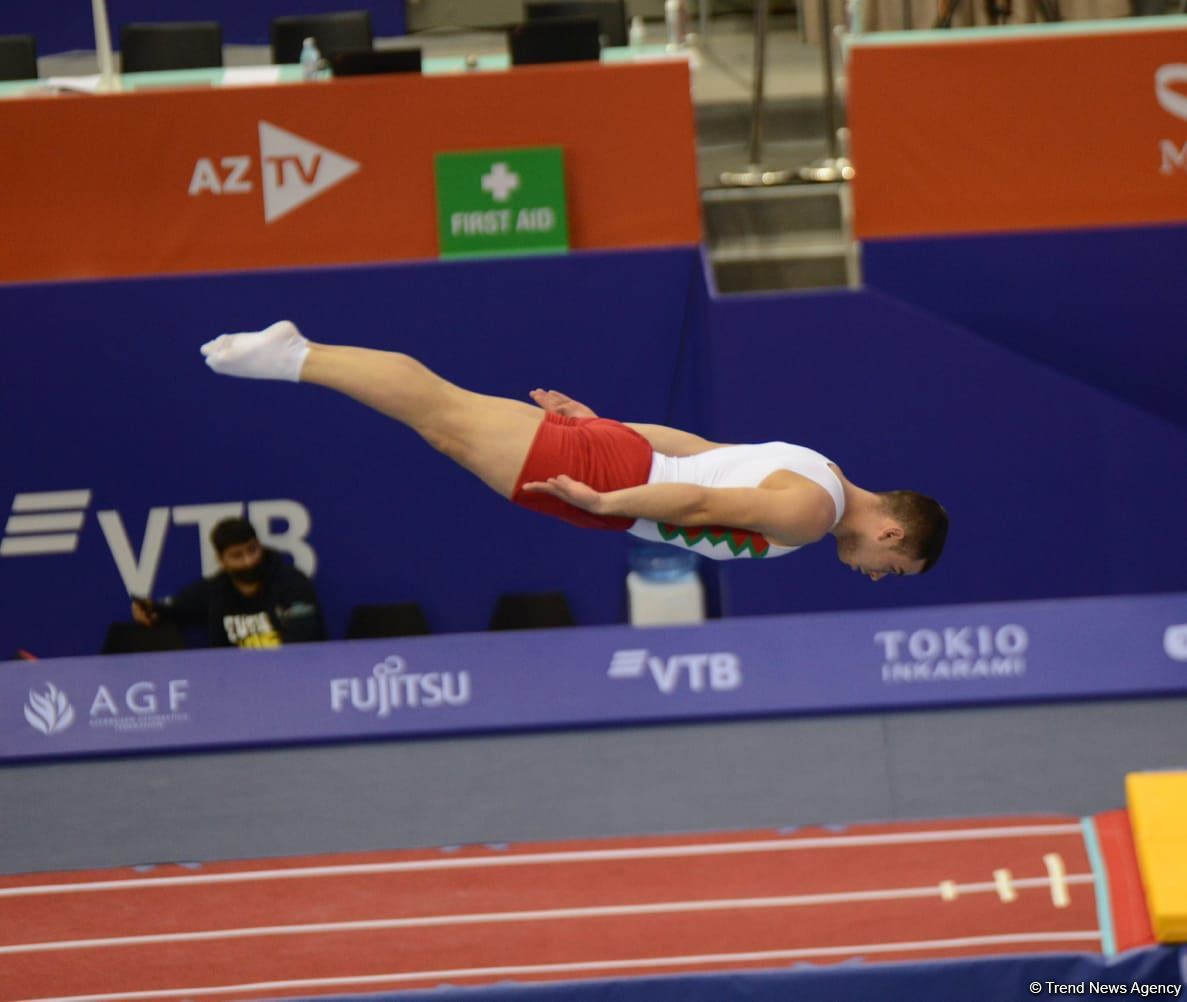 Bakıda Batut Gimnastikası üzrə 28-ci Dünya Yaş Qrupları Yarışlarının ikinci günü start götürüb (FOTO)