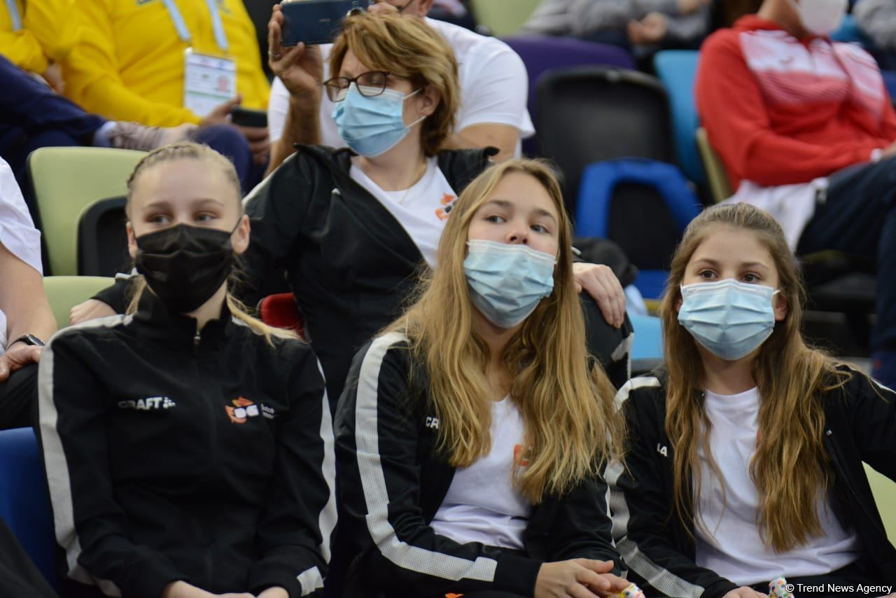 Bakıda Batut Gimnastikası üzrə 28-ci Dünya Yaş Qrupları Yarışlarının ikinci günü start götürüb (FOTO)