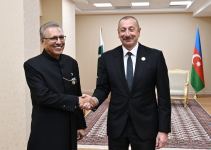 Prezident İlham Əliyevin Pakistan Prezidenti Arif Alvi ilə görüşü olub (FOTO/VİDEO) (YENİLƏNİB)