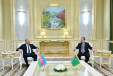 Azərbaycan Prezidenti İlham Əliyev Türkmənistana səfərə gəlib (FOTO/VİDEO) (YENİLƏNİB)