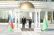 Azərbaycan Prezidenti İlham Əliyev Türkmənistana səfərə gəlib (FOTO/VİDEO) (YENİLƏNİB)