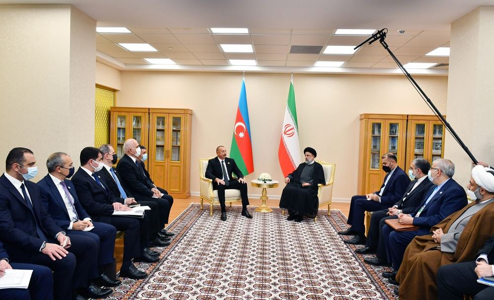 Prezident İlham Əliyevin İran Prezidenti Seyid İbrahim Rəisi ilə görüşü olub (FOTO/VİDEO) (YENİLƏNİB-2)