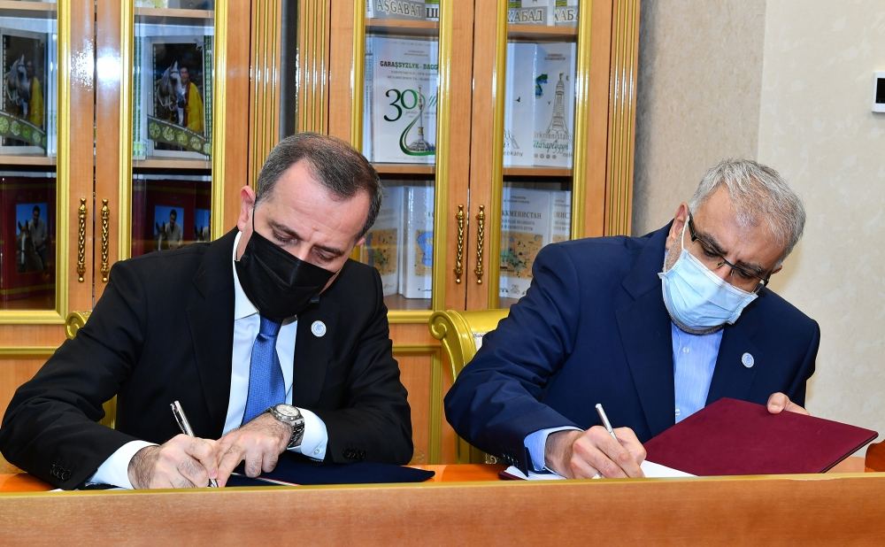 Prezident İlham Əliyevin İran Prezidenti Seyid İbrahim Rəisi ilə görüşü olub (FOTO/VİDEO) (YENİLƏNİB-2)