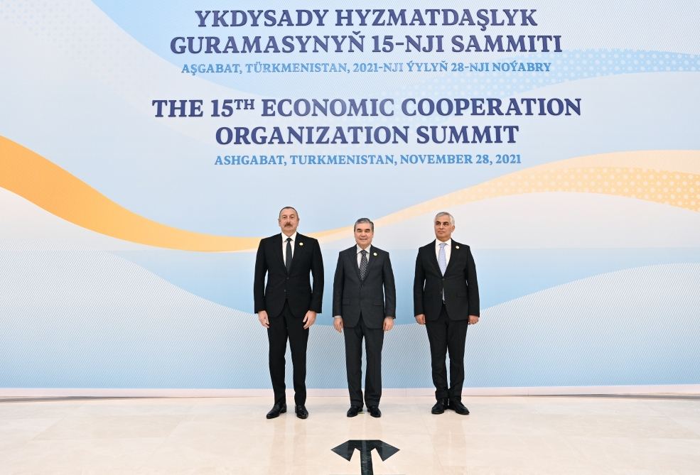 Prezident İlham Əliyev Aşqabadda İqtisadi Əməkdaşlıq Təşkilatının XV Zirvə toplantısında iştirak edib (FOTO/VİDEO) (YENİLƏNİB-4)