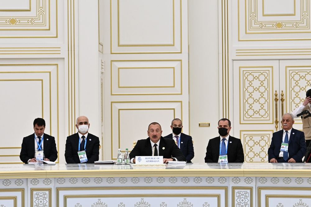 Prezident İlham Əliyev Aşqabadda İqtisadi Əməkdaşlıq Təşkilatının XV Zirvə toplantısında iştirak edib (FOTO/VİDEO) (YENİLƏNİB-4)
