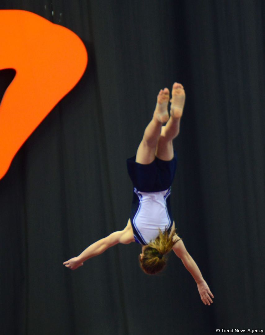 Bakıda batut gimnastikası və tamblinq üzrə Dünya Yaş Qrupu Yarışları davam edir (FOTO)