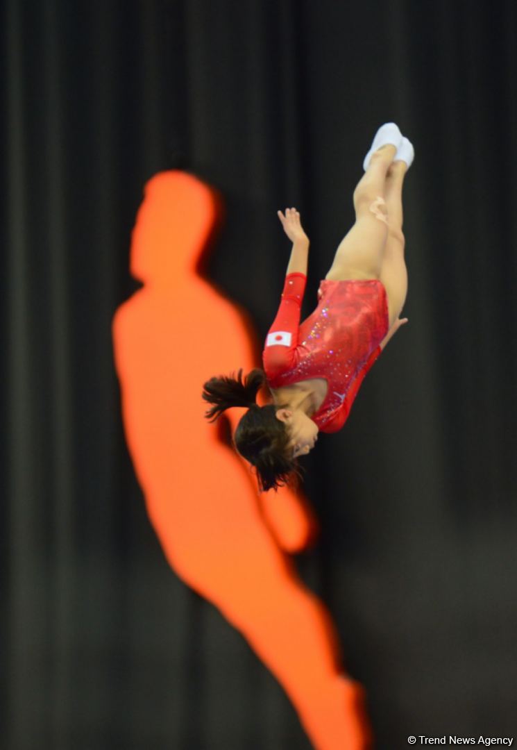 Bakıda batut gimnastikası və tamblinq üzrə Dünya Yaş Qrupu Yarışları davam edir (FOTO)