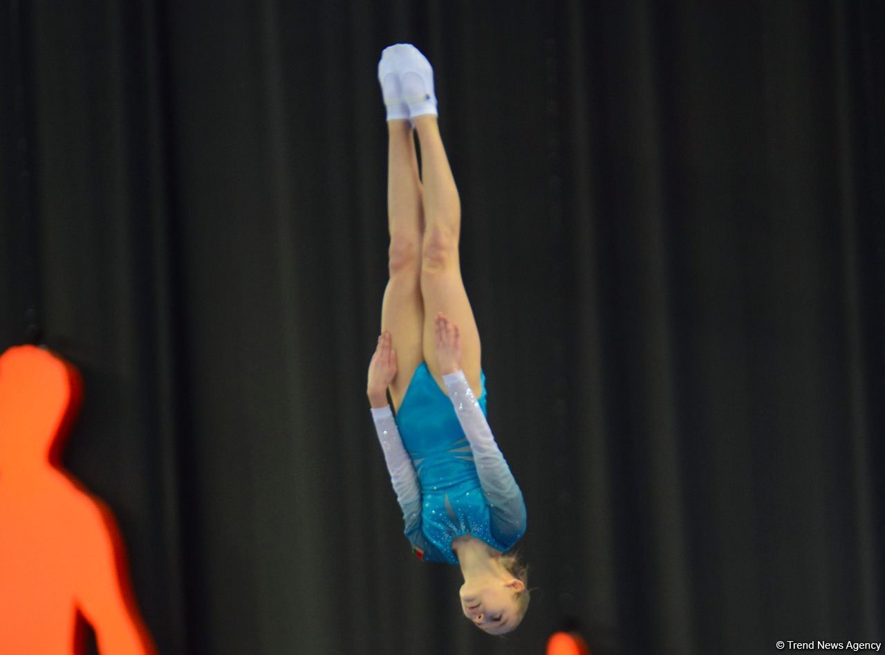 Bakıda batut gimnastikası və tamblinq üzrə Dünya Yaş Qrupu Yarışları davam edir (FOTO)