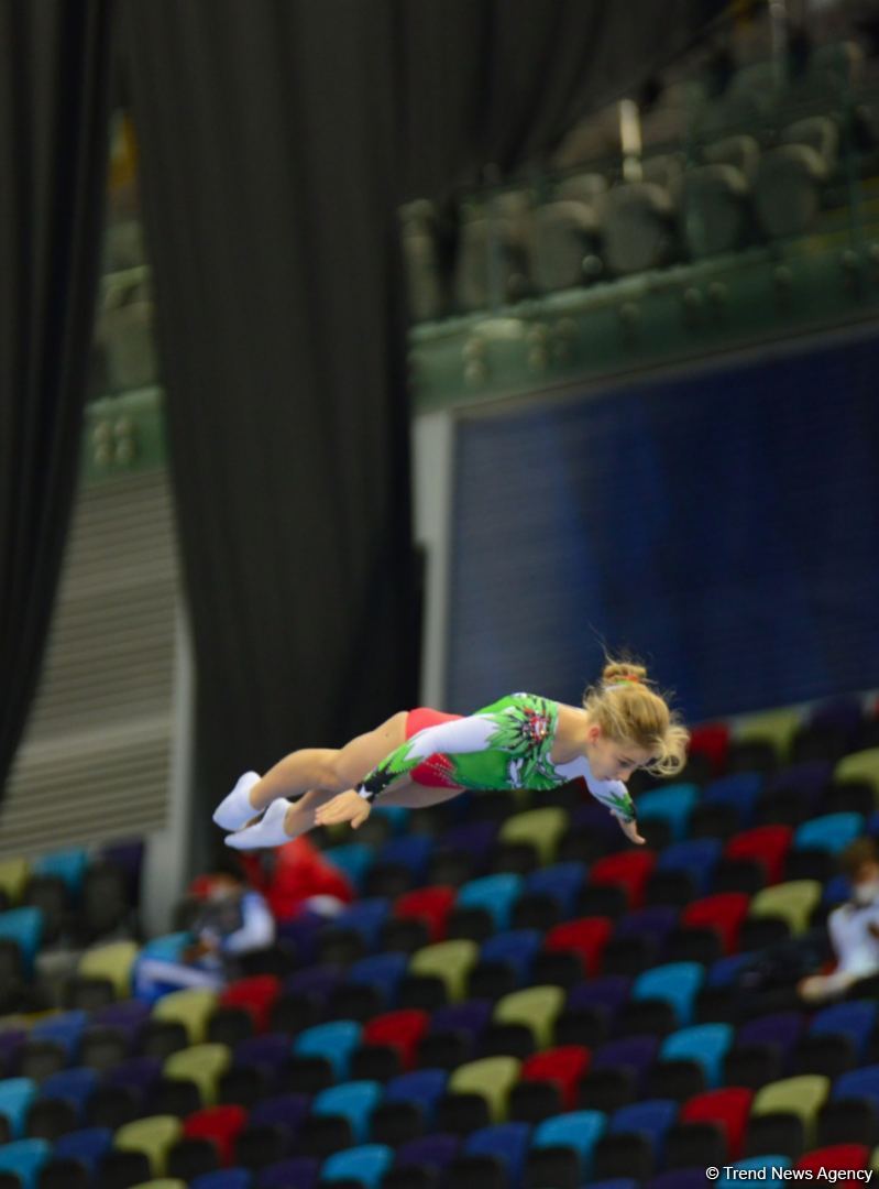 Bakıda batut gimnastikası və tamblinq üzrə Dünya Yaş Qrupu Yarışları davam edir (FOTO)