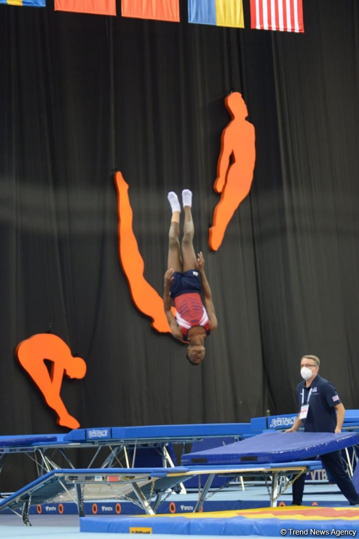 Bakıda batut gimnastikası və tamblinq üzrə Dünya Yaş Qrupu Yarışlarının final gününün ən yaxşı anları (FOTO)