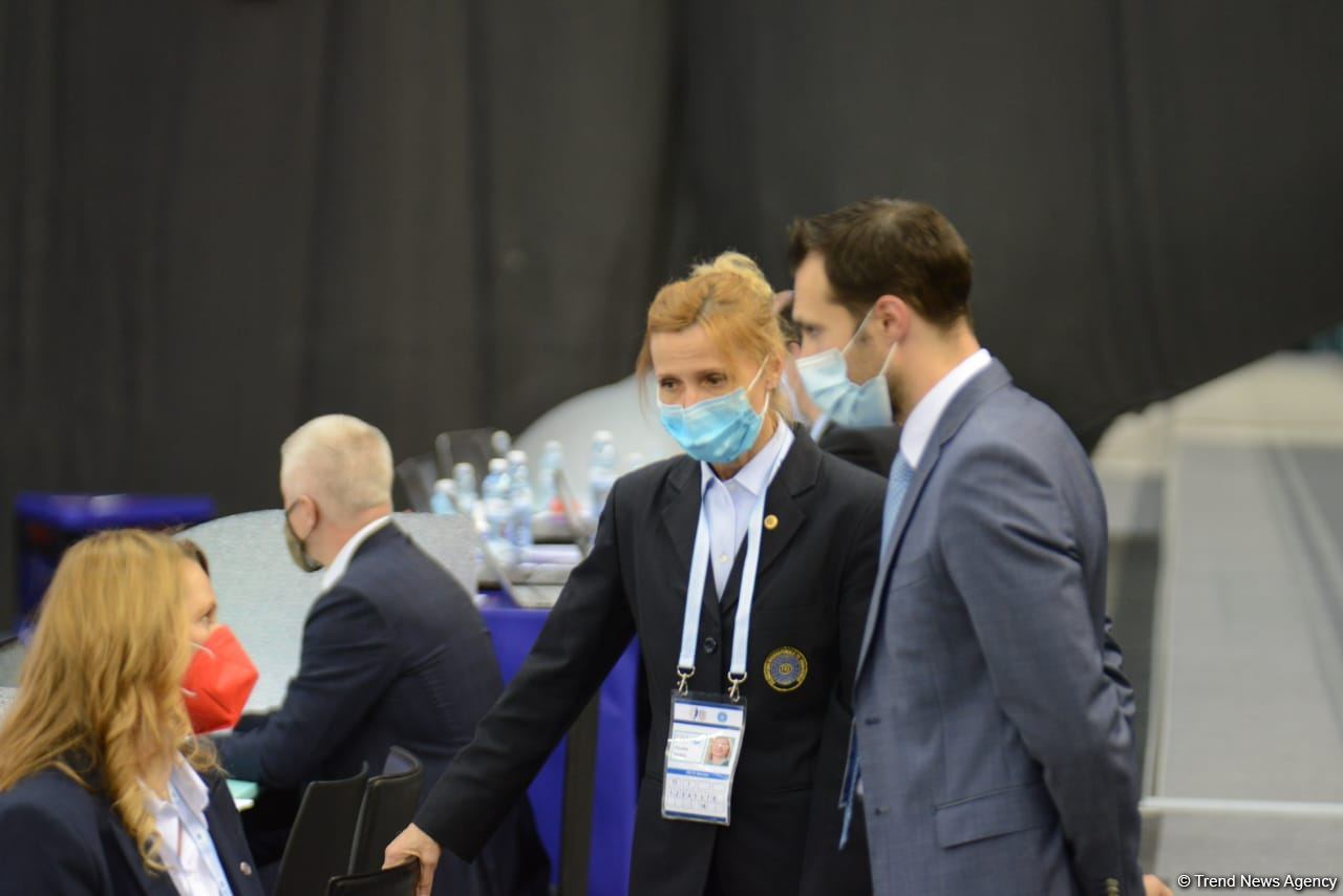 Bakıda batut gimnastikası və tamblinq üzrə Dünya Yaş Qrupu Yarışlarının final gününün ən yaxşı anları (FOTO)