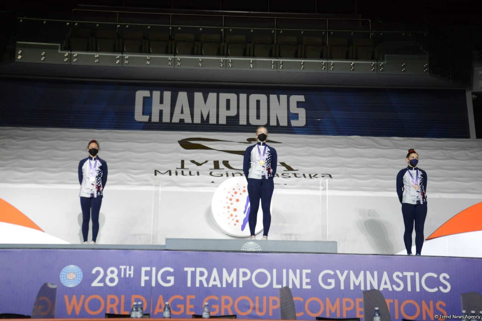 Batut gimnastikası və tamblinq üzrə Dünya Yaş Qrupu Yarışlarının final gününün qaliblərinin mükafatlandırılması mərasimi keçirilib