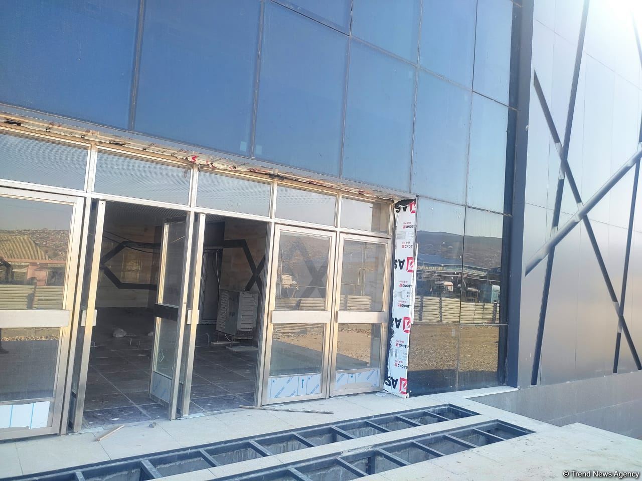 Metronun “Xocəsən” stansiyasında tikinti-quraşdırma işləri tamamlanır (FOTO)