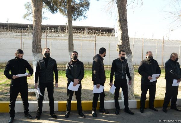 Amnistiya aktı çərçivəsində 1 saylı cəzaçəkmə müəssisəsindən 19 nəfər azad edilib (FOTO)