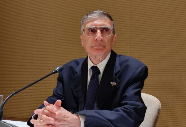 Nobel mükafatçısı Aziz Sancar Azərbaycana gəlib