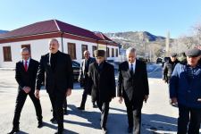 Prezident İlham Əliyev və Birinci xanım Mehriban Əliyeva Qonaqkənd qəsəbəsinin sakinləri ilə görüşüblər (YENİLƏNİB) (FOTO/VİDEO)