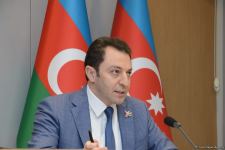 Xarici işlər nazirinin müavini Elnur Məmmədov brifinq keçirib (FOTO/VİDEO)