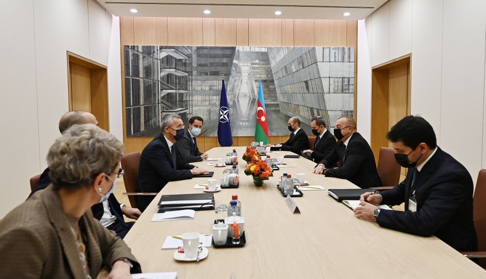 Brüsseldə Azərbaycan Prezidenti İlham Əliyev ilə NATO-nun Baş katibi Yens Stoltenberq arasında görüş olub (FOTO/VİDEO) (YENİLƏNİB)