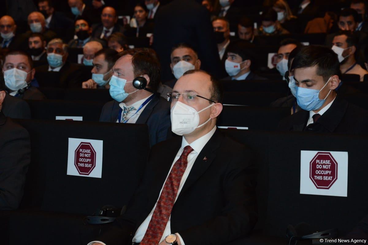 Azərbaycan-Türkiyə-Gürcüstan biznes forumu keçirilib (FOTO)