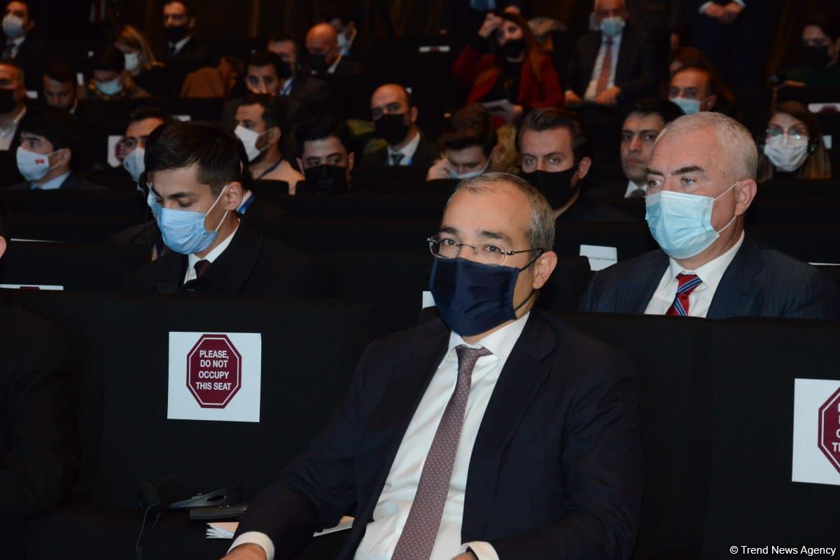Azərbaycan-Türkiyə-Gürcüstan biznes forumu keçirilib (FOTO)