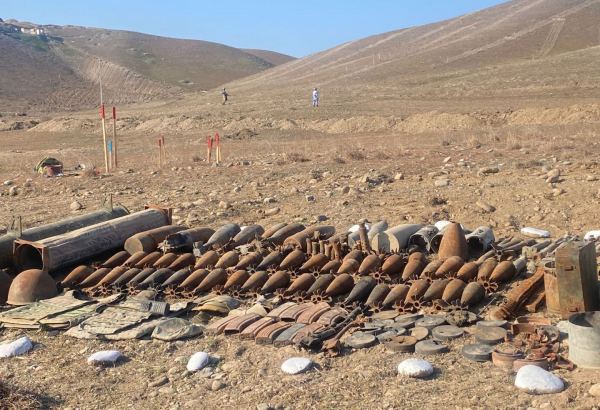 Horadiz-Ağbənd yolunun 190 hektarı mina və PHS-lərdən tam təmizlənib (FOTO)