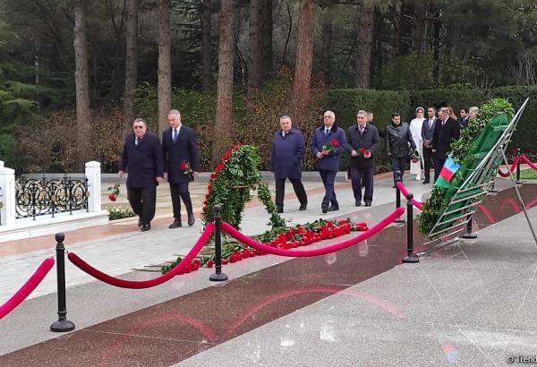Müdafiə Sənayesi Nazirliyinin əməkdaşları peşə bayramını qeyd edirlər (FOTO)